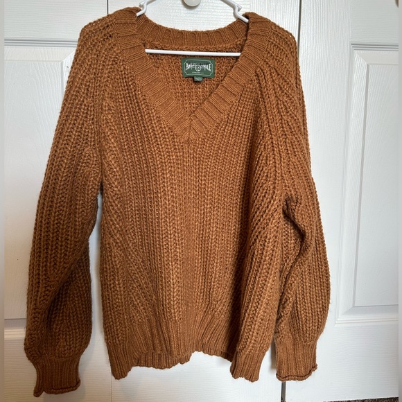 American Eagle Outfitters Sweaters - American Eagle Outfitters Sweater